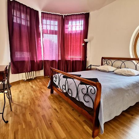 Brivibas Center Apartments Рига Екстериор снимка