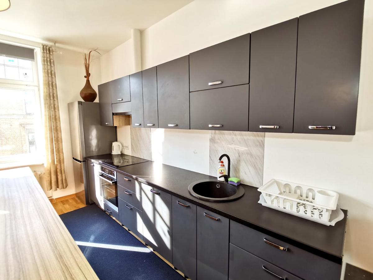 Brivibas Center Apartments Рига Екстериор снимка